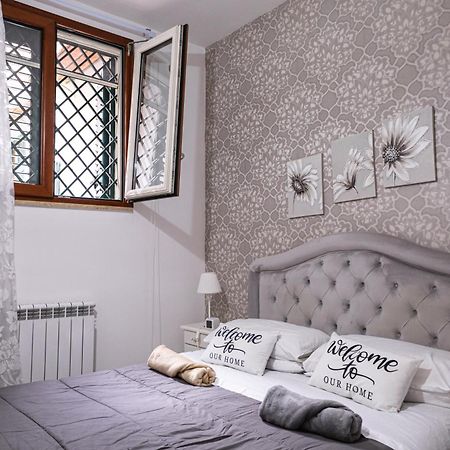 דירות נאפולי La Casa Di Simone מראה חיצוני תמונה