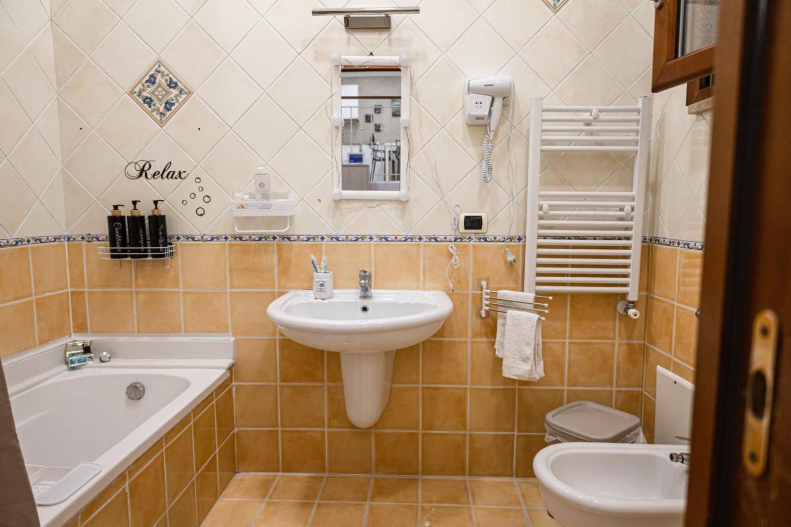 דירות נאפולי La Casa Di Simone מראה חיצוני תמונה