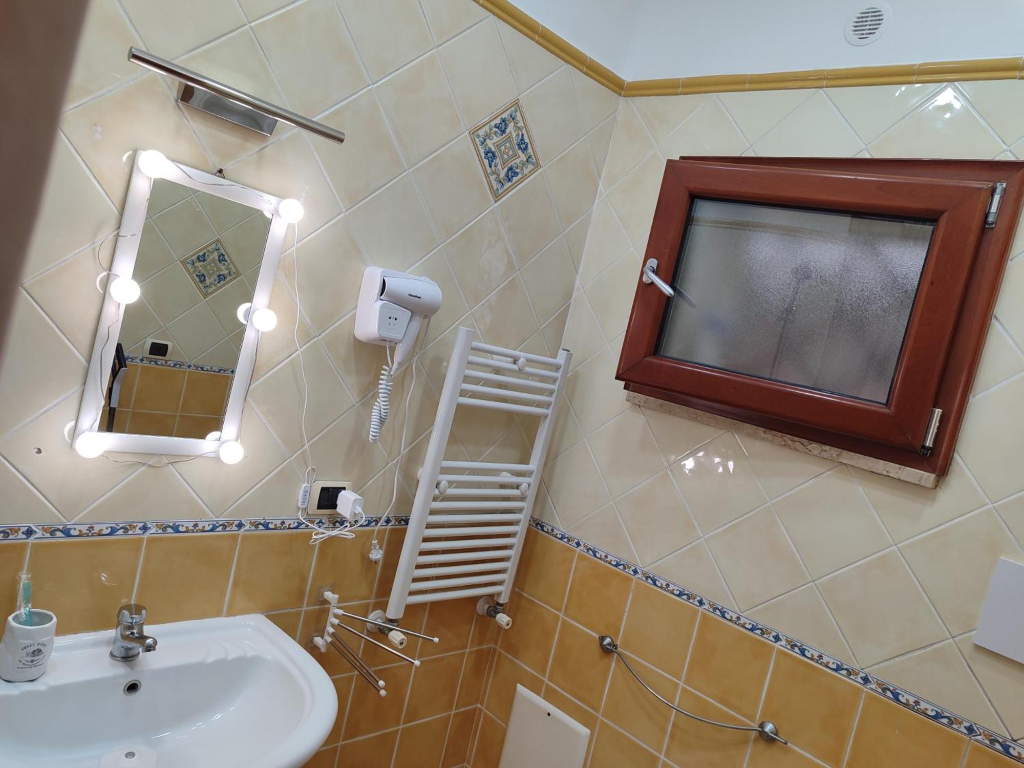 דירות נאפולי La Casa Di Simone מראה חיצוני תמונה